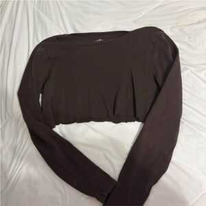 St. John's Bay Chocolate Long Sleeve Crop Top